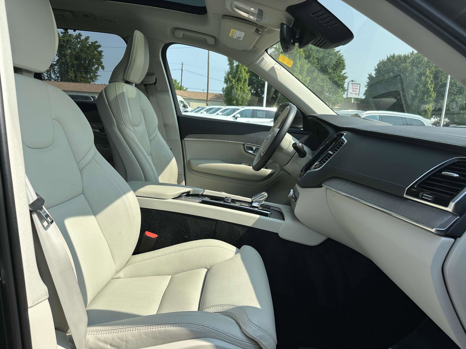 2023 Volvo XC90 Ultimate photo 10