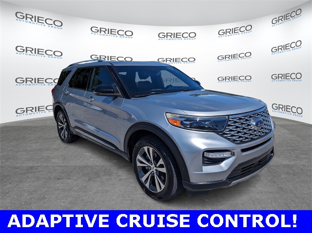 2020 Ford Explorer Platinum photo 2