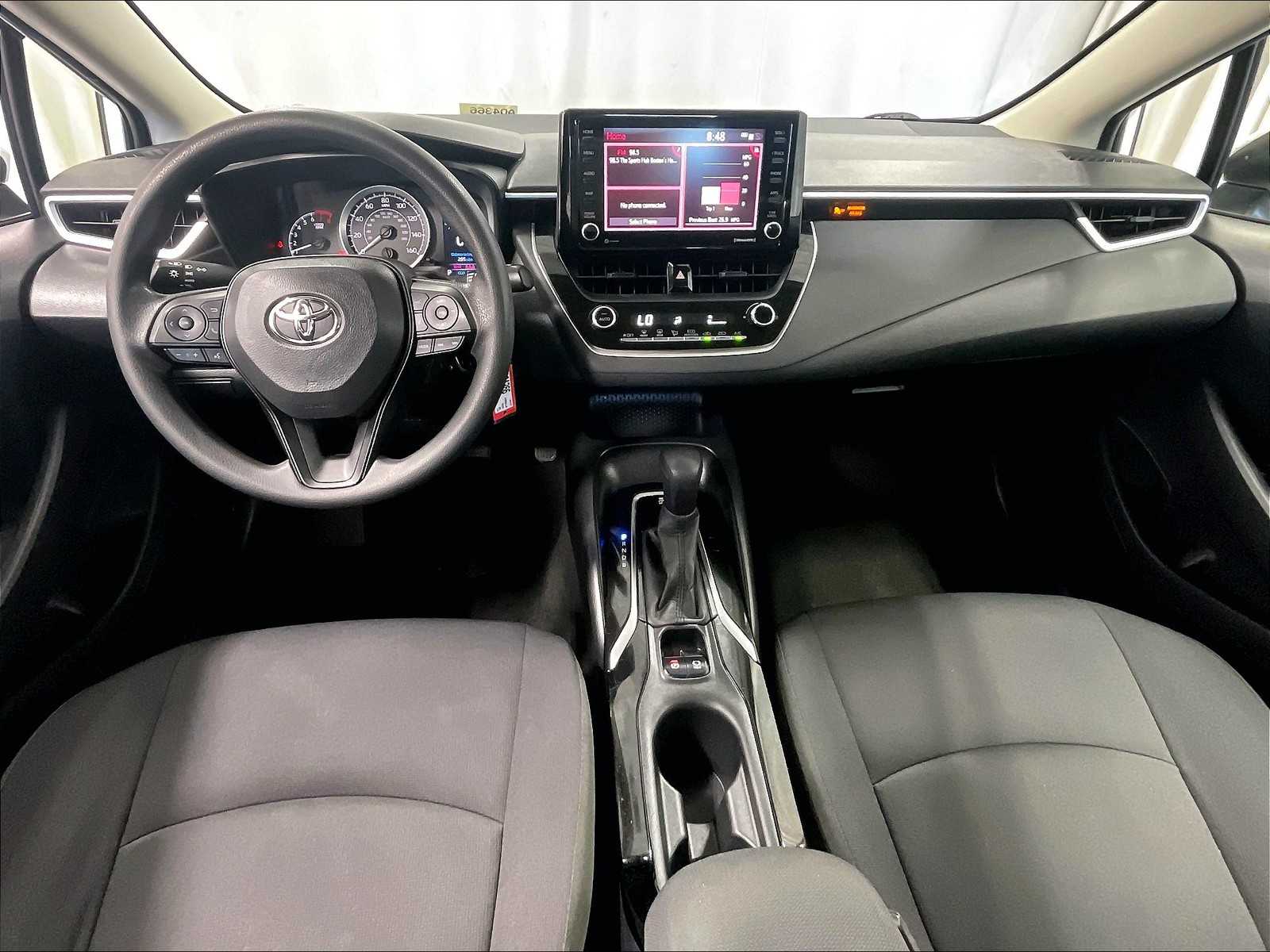 2022 Toyota Corolla LE photo 20