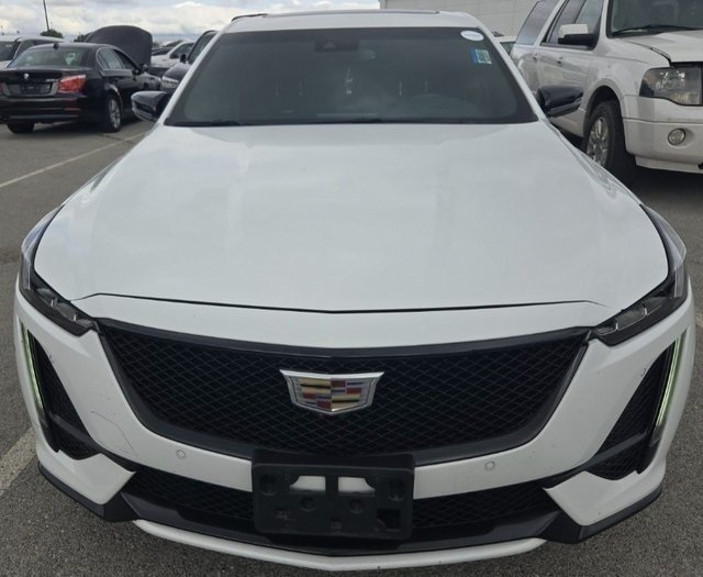 2022 Cadillac CT5 Sport photo 3