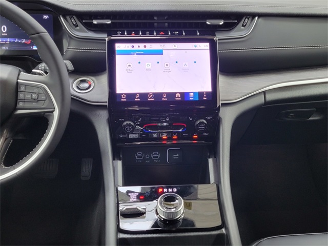 2025 Jeep Grand Cherokee Limited photo 19