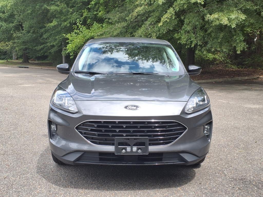2022 Ford Escape SEL photo 2