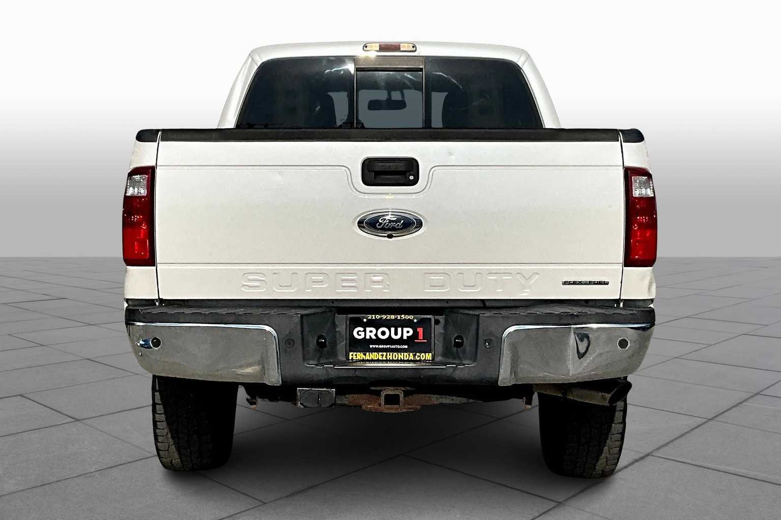 2015 Ford F-250 Lariat photo 4