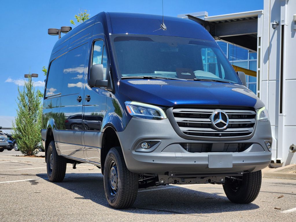 2025 Mercedes-Benz Sprinter Cargo Van