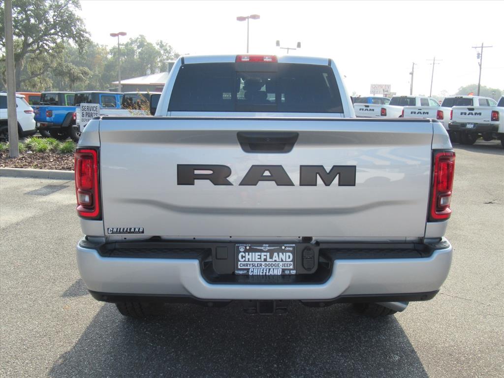 2026 Ram 2500 Tradesman photo 4