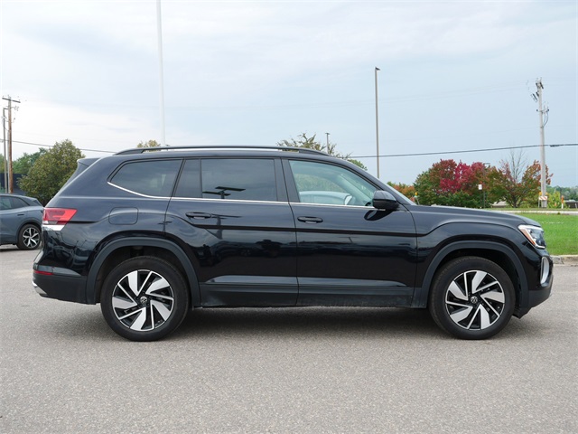 2025 Volkswagen Atlas SE Technology photo 7