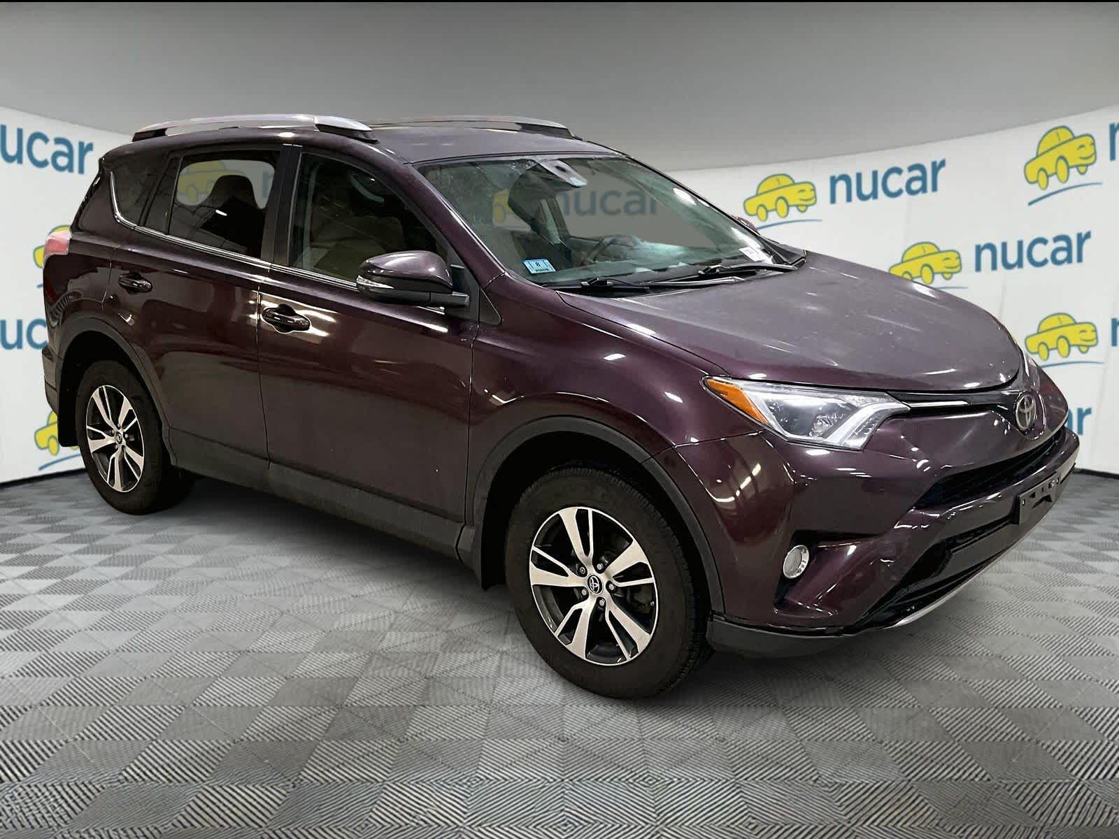 2018 Toyota RAV4 XLE's photo