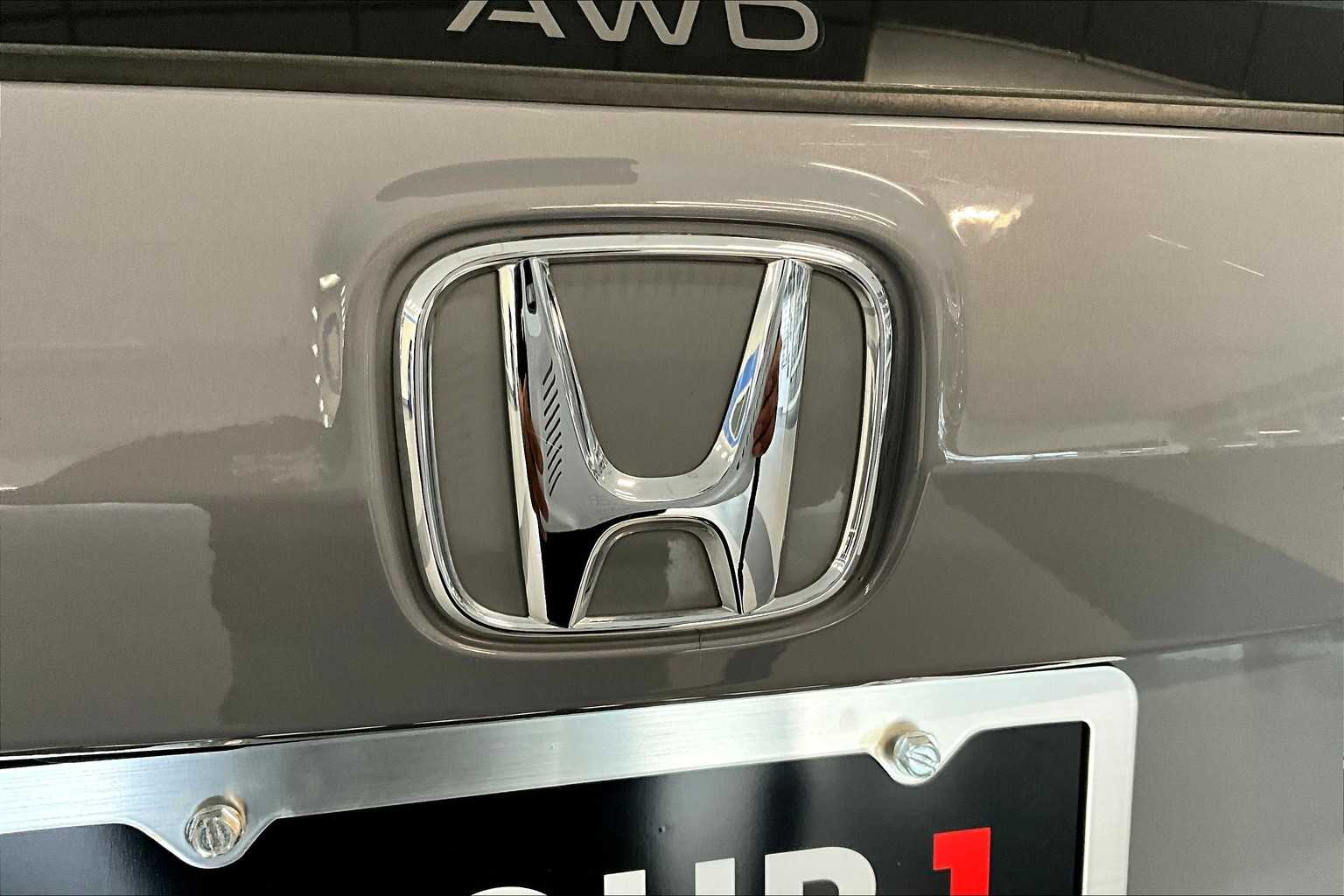 2024 Honda CR-V LX photo 9