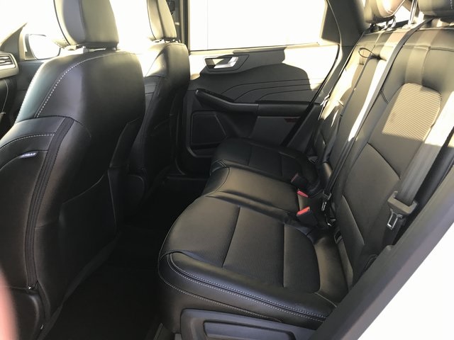 2024 Ford Escape Hybrid Platinum photo 16
