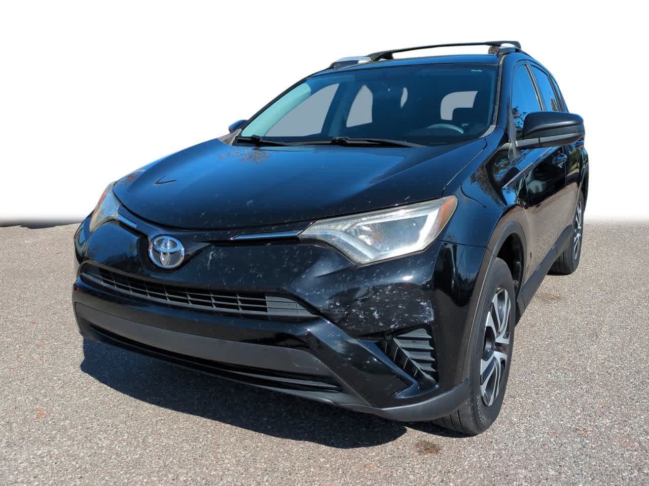 2016 Toyota RAV4 LE's photo