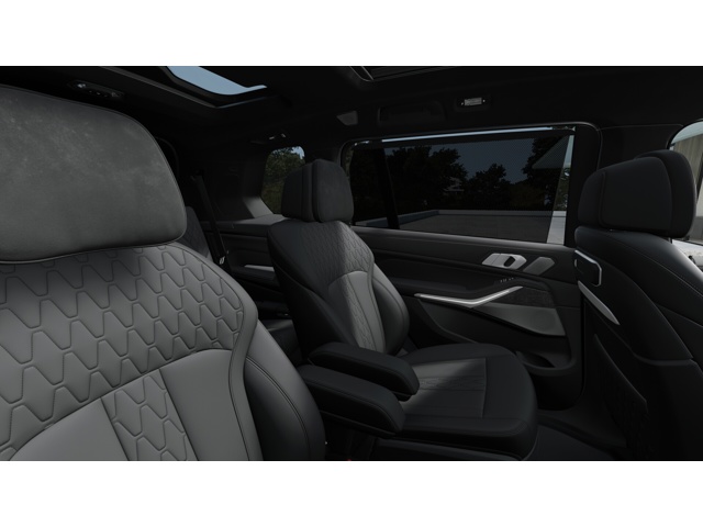 2026 Bmw X7 M60i photo 11