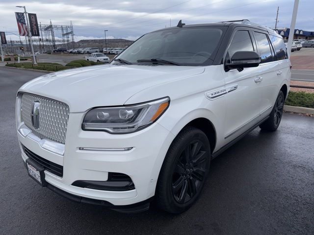 2023 Lincoln Navigator Reserve's photo