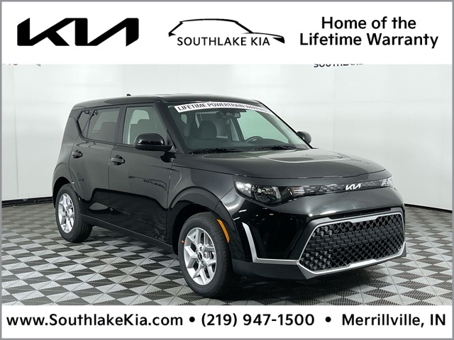 2025 Kia Soul LX's photo