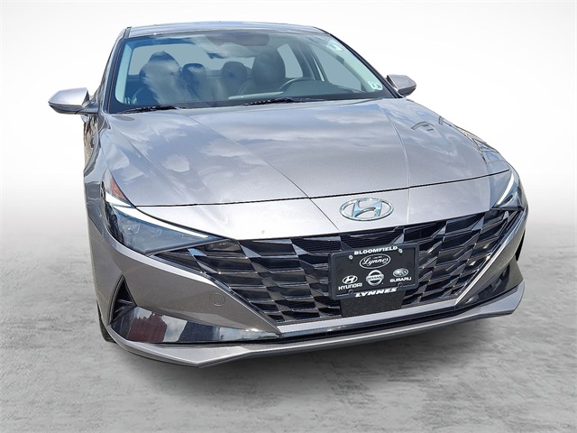 2023 Hyundai Elantra Limited photo 2