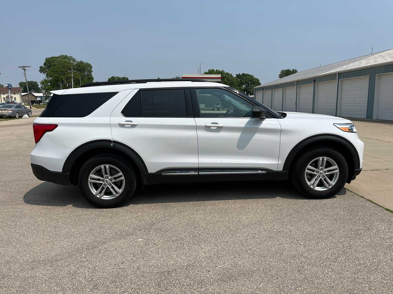 2021 Ford Explorer XLT photo 6