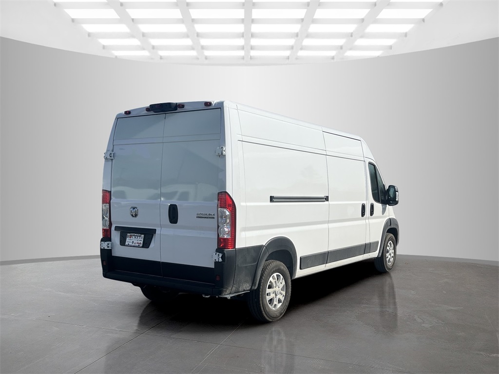 2025 Ram ProMaster 2500 Cargo Van photo 3