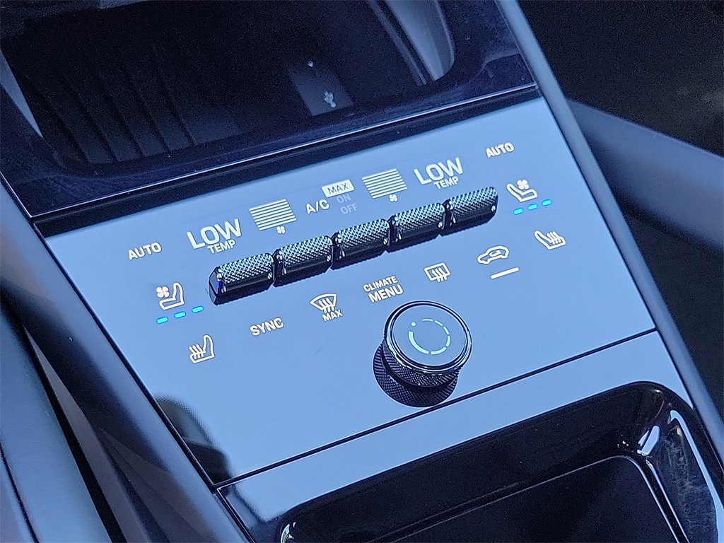 2025 Porsche Cayenne E-Hybrid S photo 20