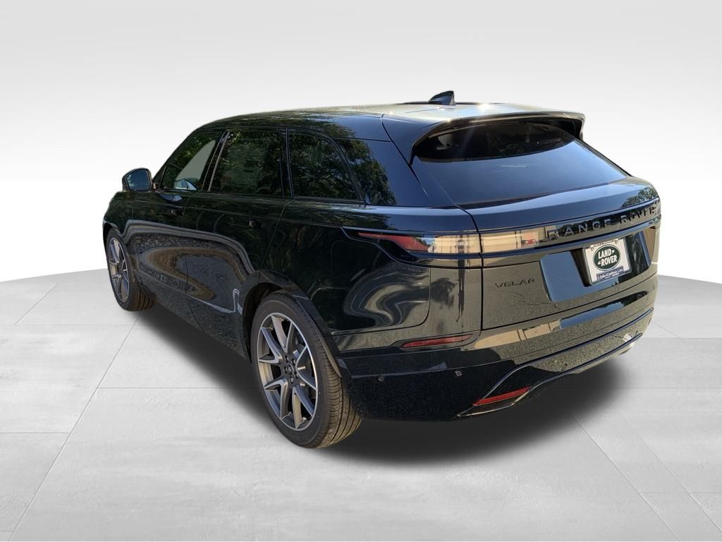2026 Land Rover Range Rover Velar SE photo 6