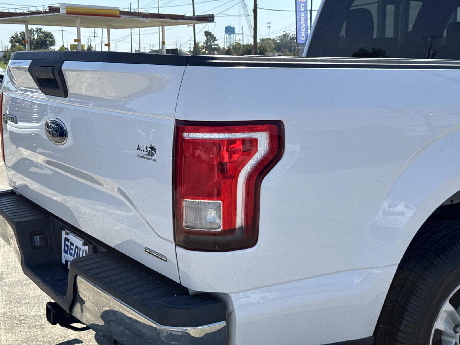 2015 Ford F-150 XLT photo 11