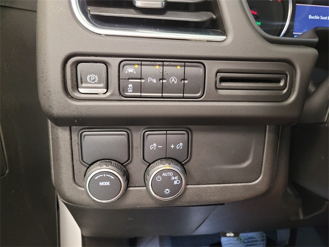 2023 Chevrolet Suburban LS photo 23