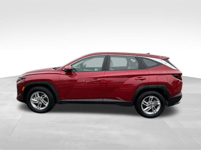 2025 Hyundai Tucson SE photo 2