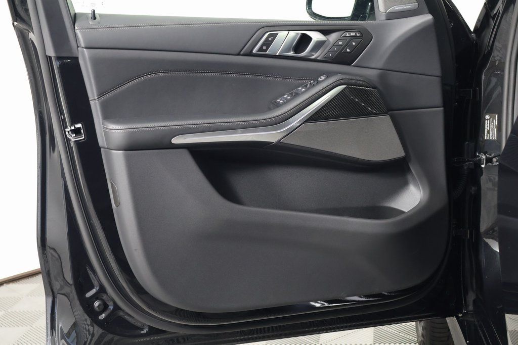 2026 Toyota RAV4 LE photo 8