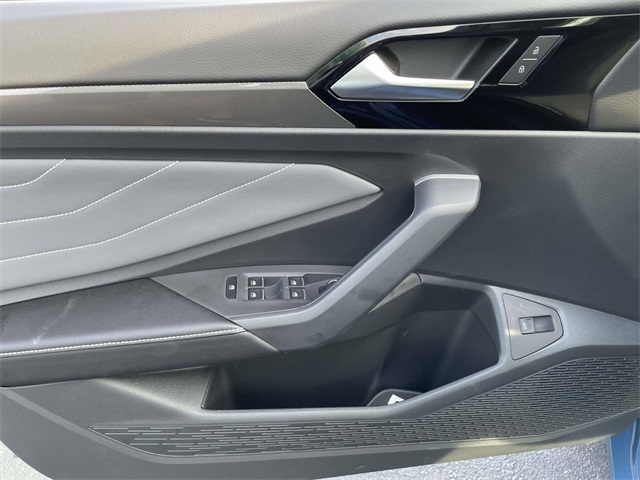 2025 Volkswagen Jetta 1.5T SEL photo 12