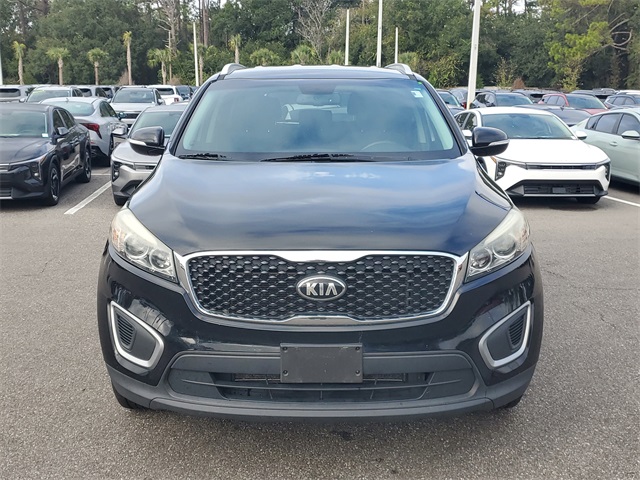 2017 Kia Sorento LX photo 2
