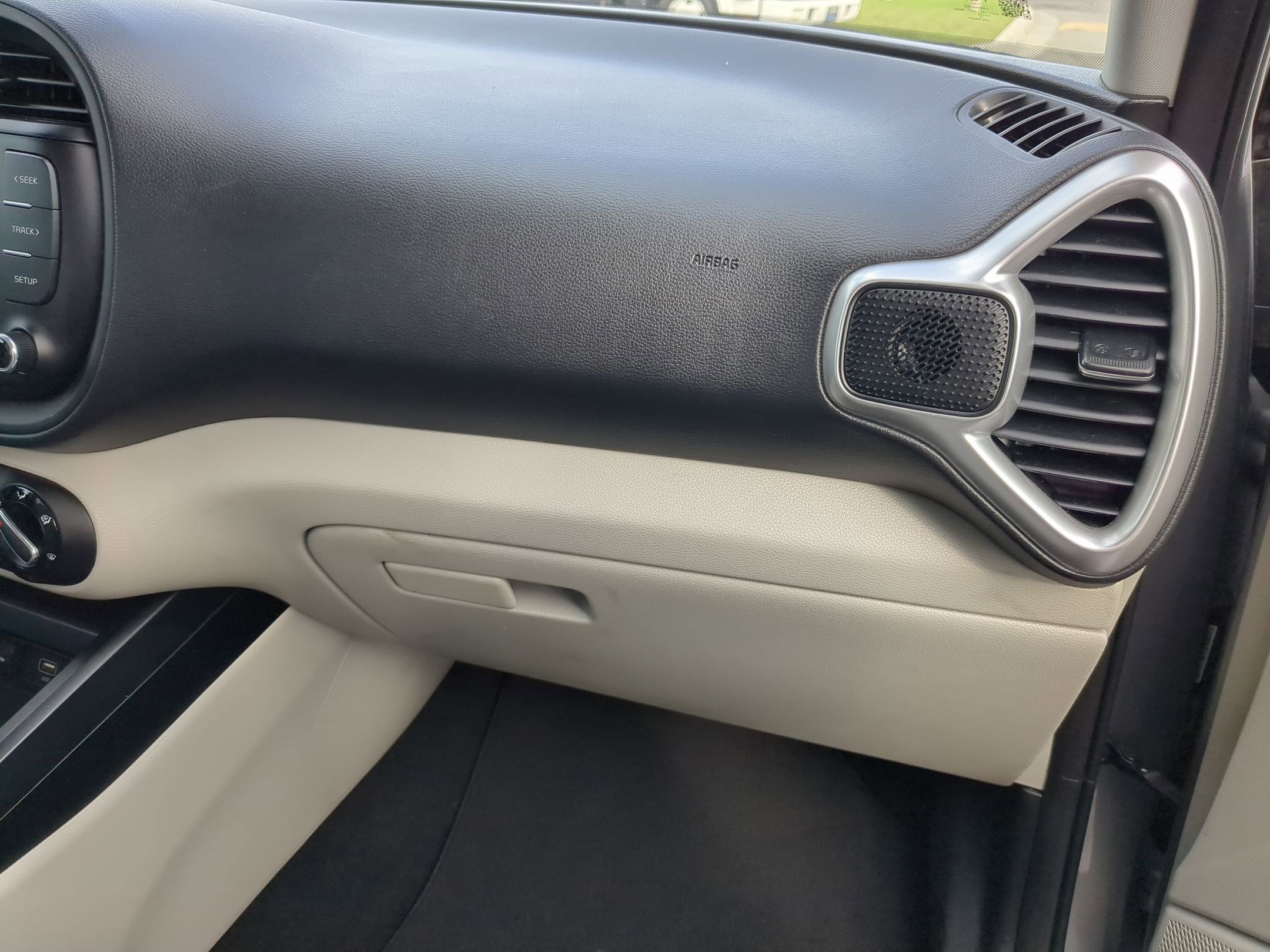 2023 Kia Soul LX photo 18