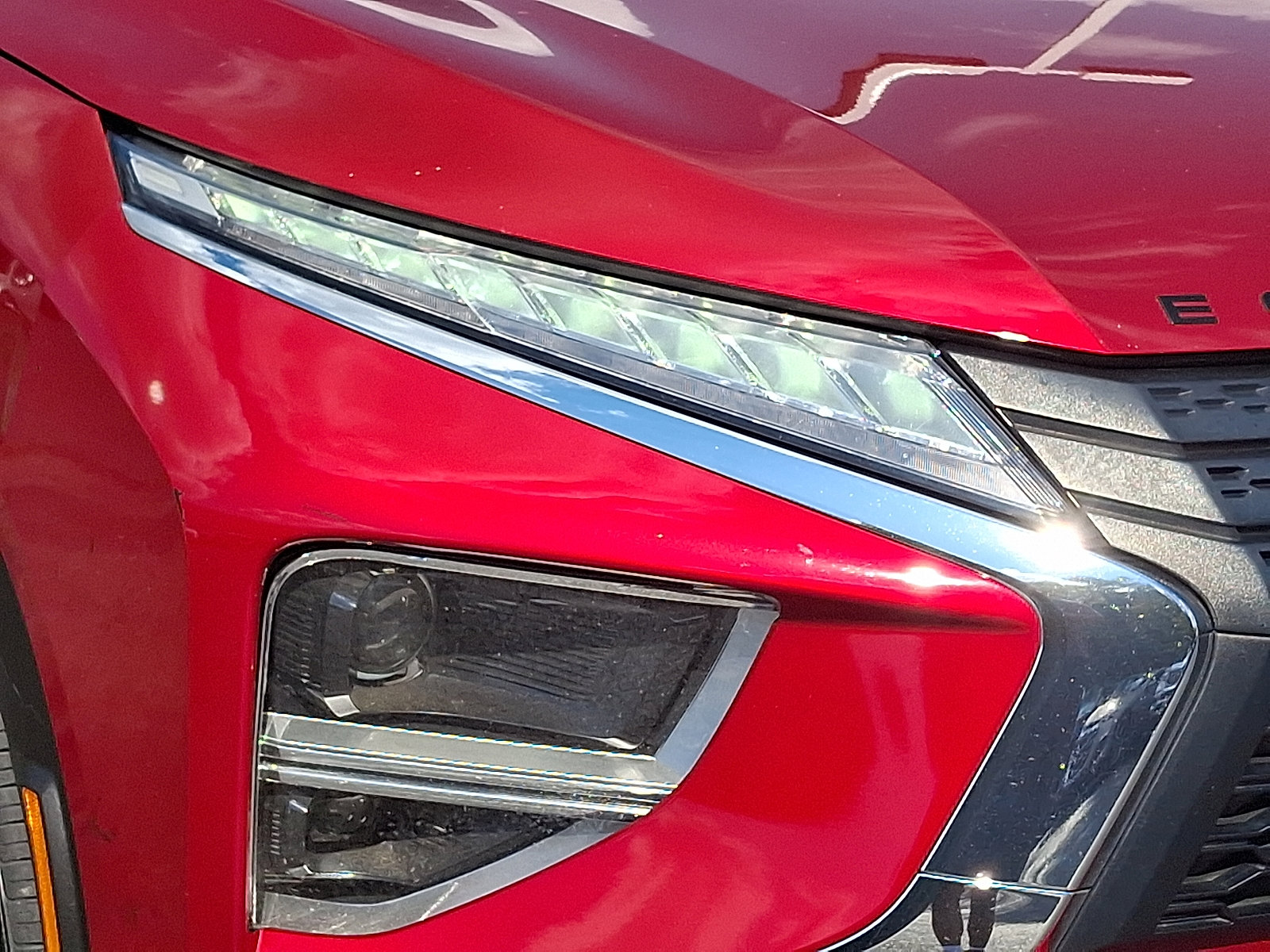 2022 Mitsubishi Eclipse Cross LE photo 7