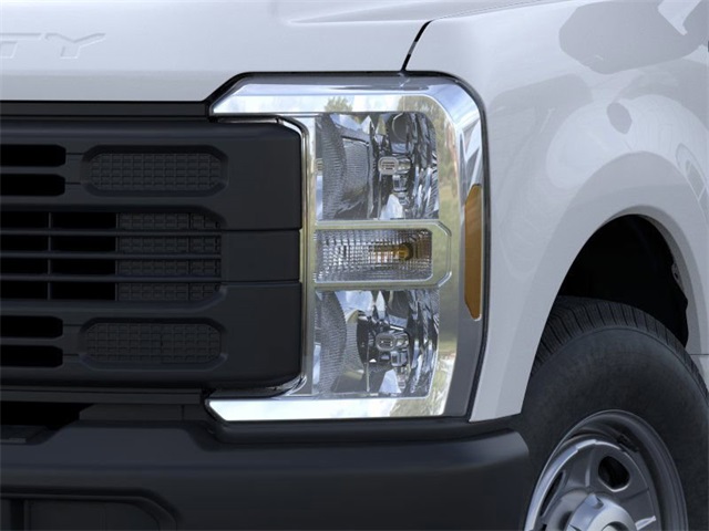 2026 Ford F-250 photo 17