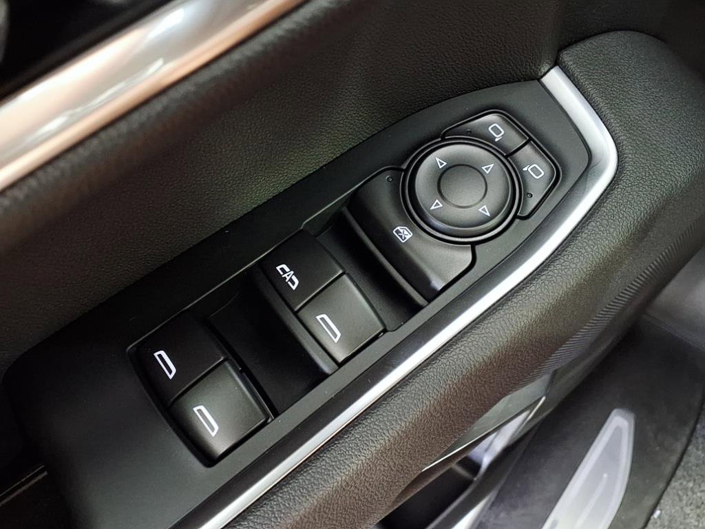 2026 Chevrolet Silverado 1500 LT photo 13