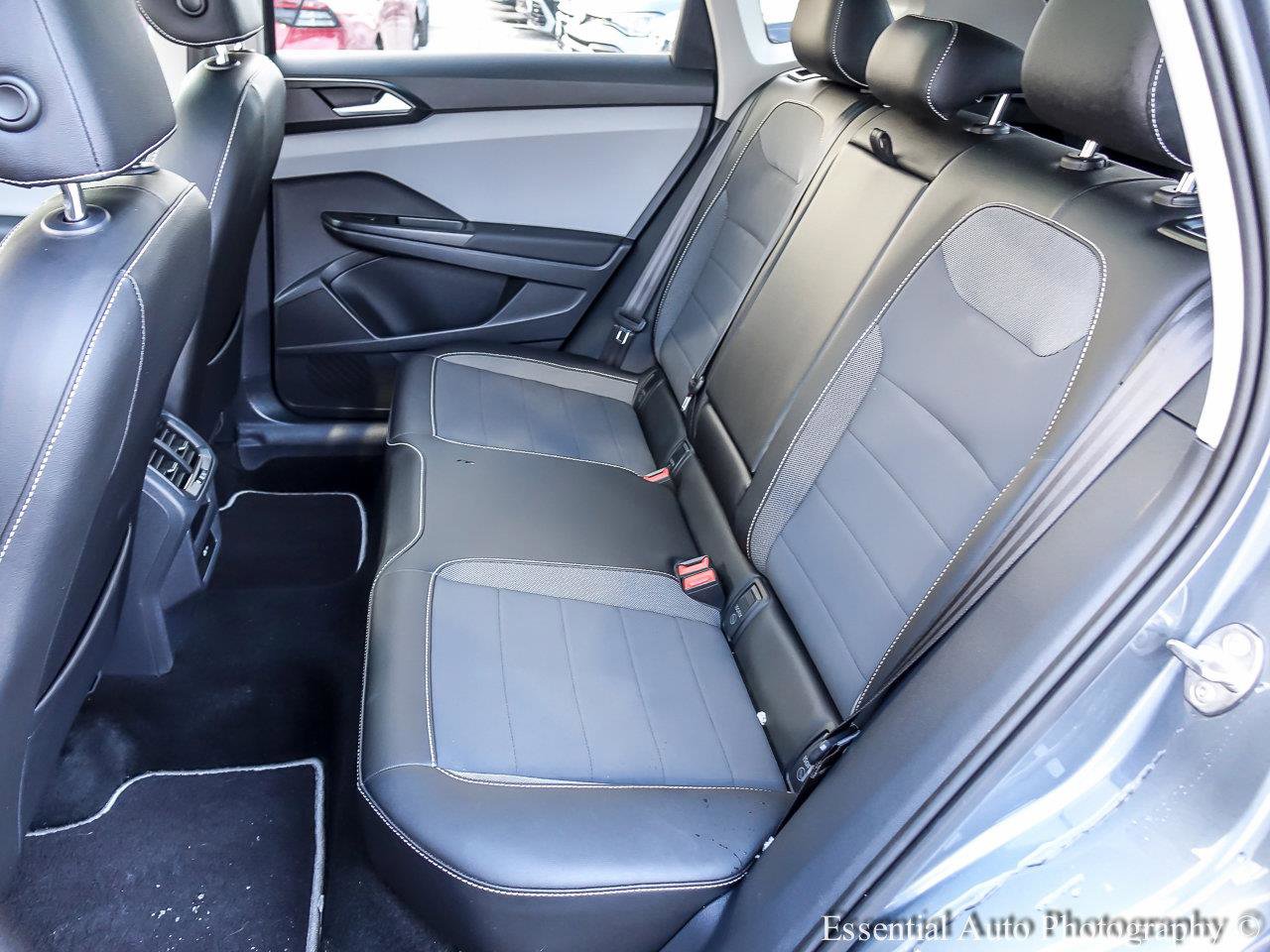 2022 VOLKSWAGEN TAOS - Image 8