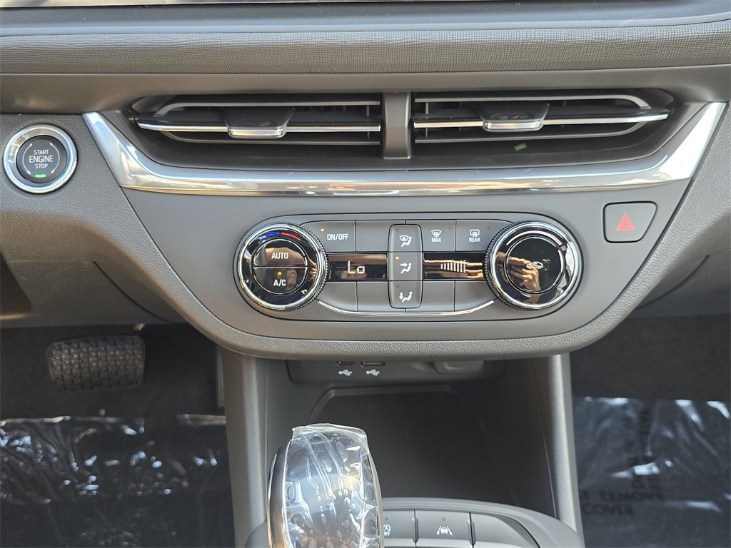 2025 Buick Envista Preferred photo 15