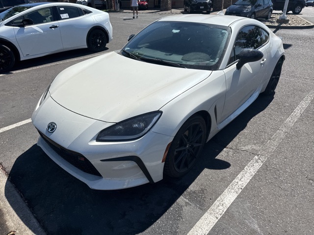 2024 Toyota GR86 Premium photo 2