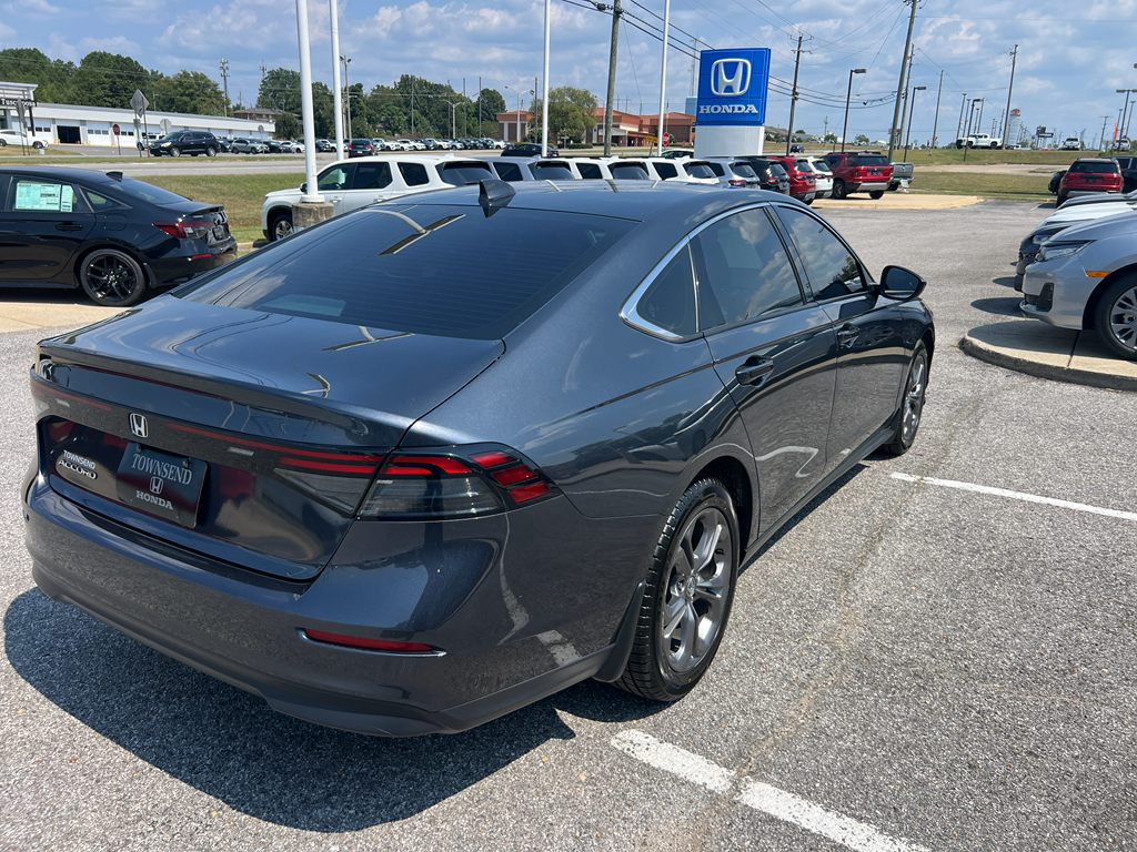 2023 Honda Accord EX photo 4