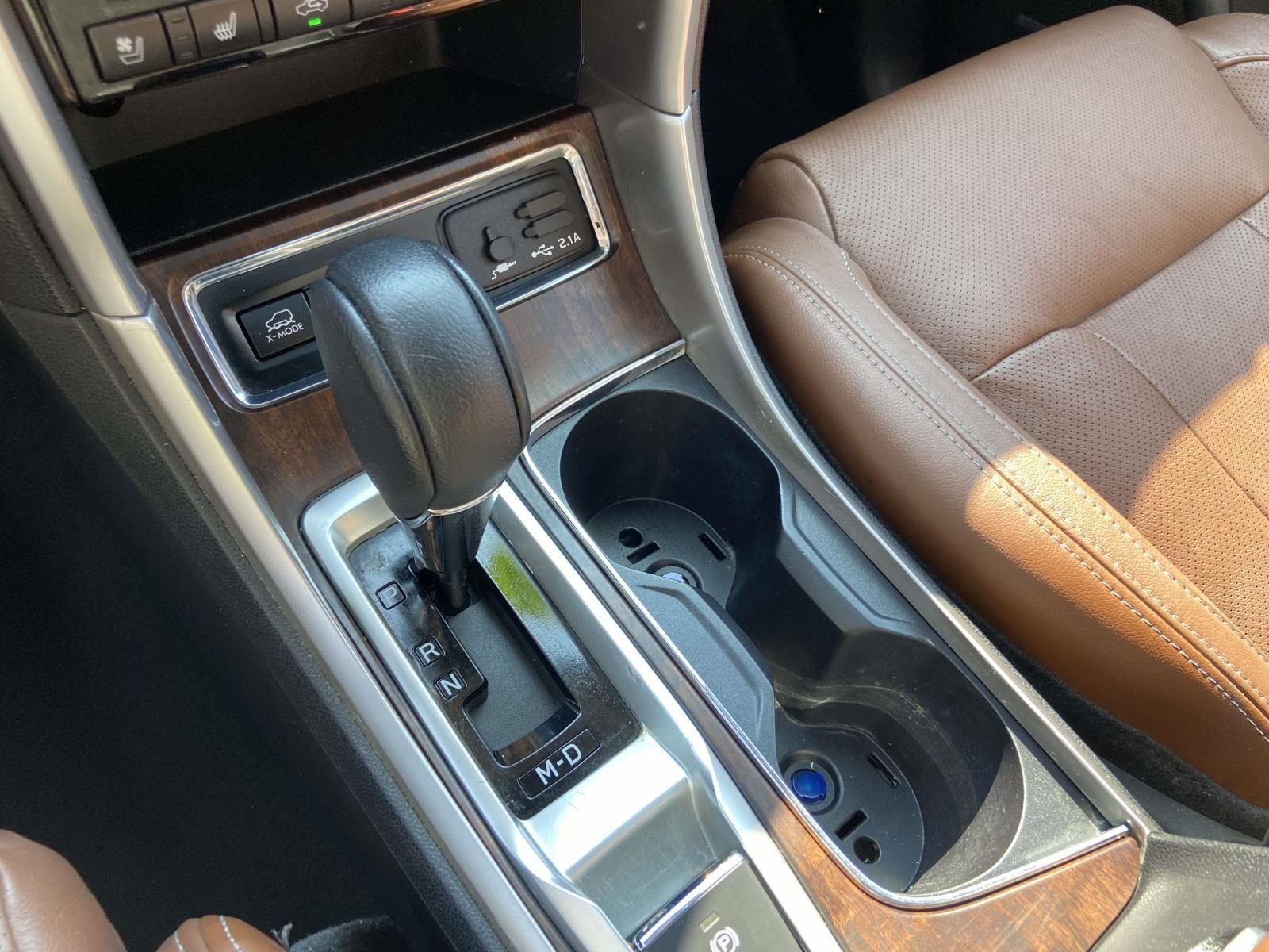 2020 Subaru Ascent Touring photo 10