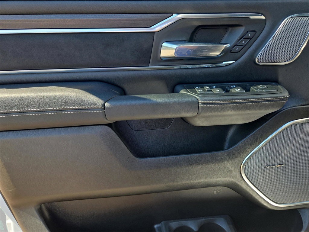 2026 Ram 1500 Laramie photo 18