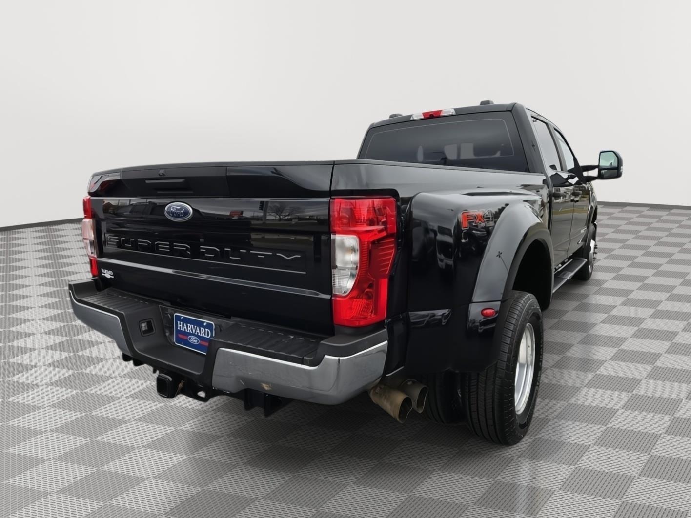 2022 Ford F-350 XL photo 3