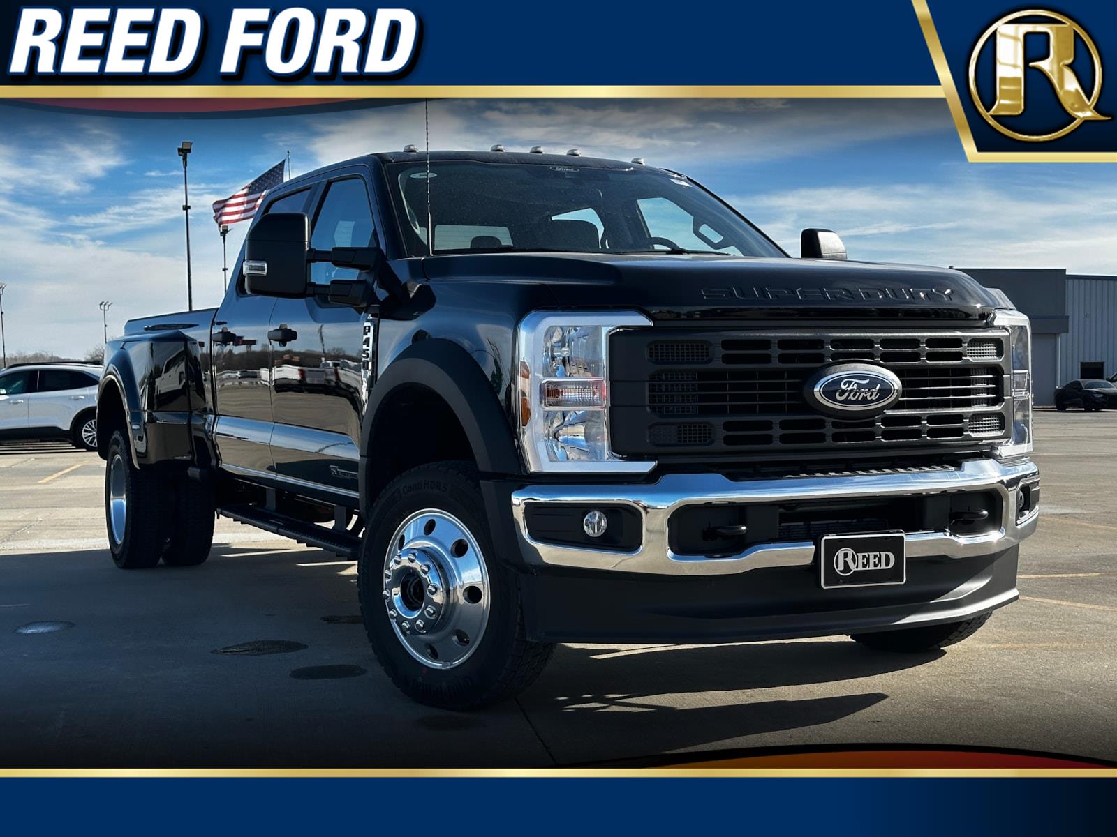 2026 Ford F-450 Super Duty XL's photo