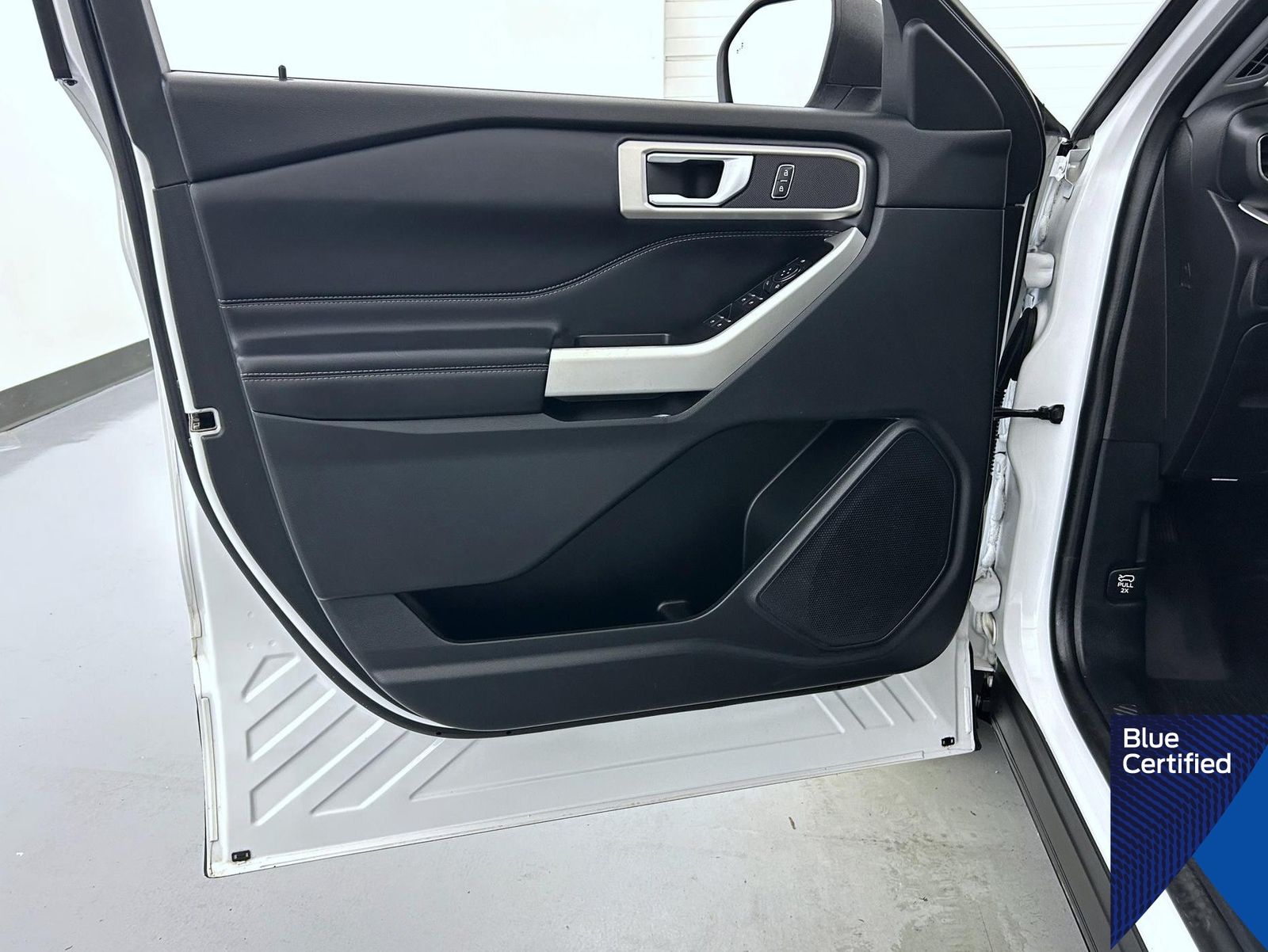 2021 Ford Explorer XLT photo 8
