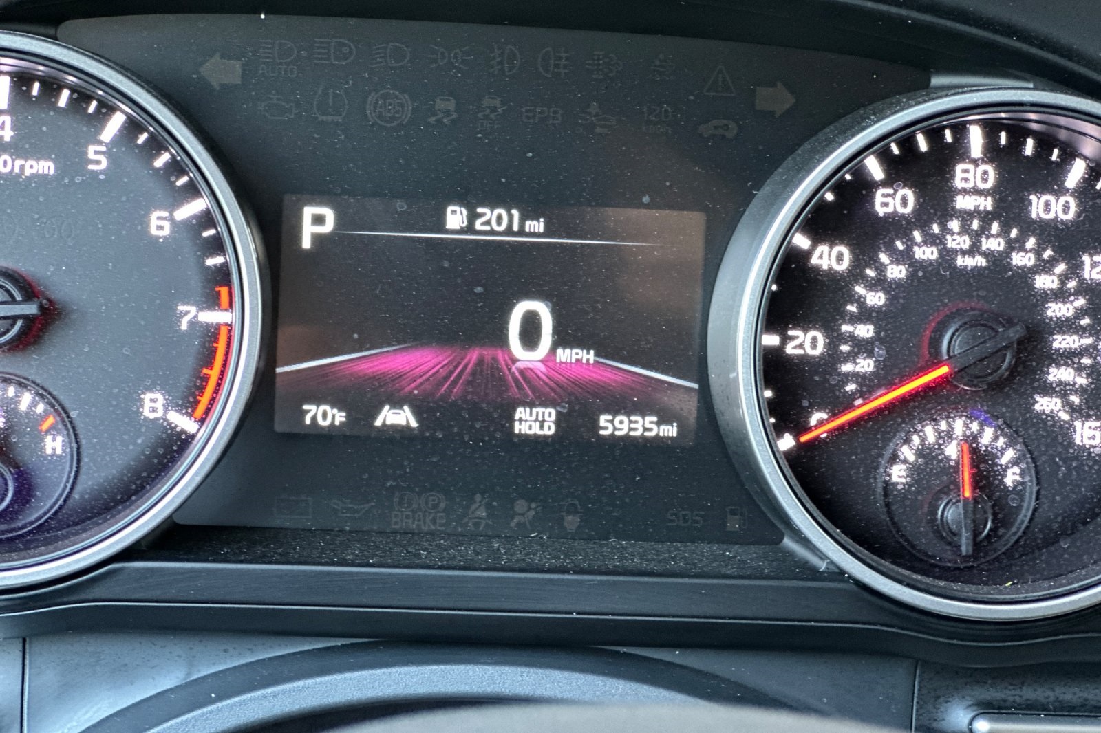 2024 Kia Carnival LX photo 28