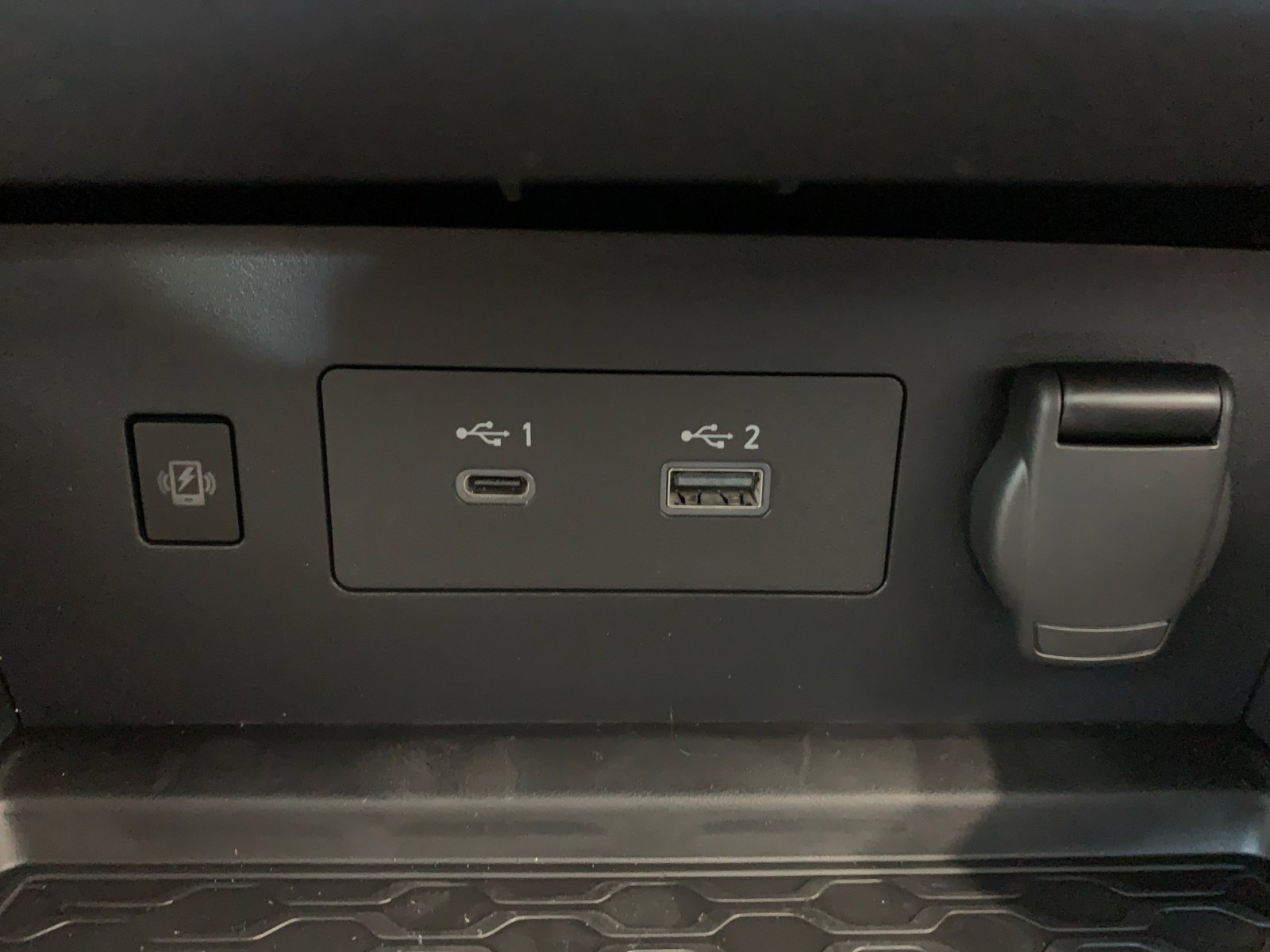 2025 Nissan Altima SV photo 19