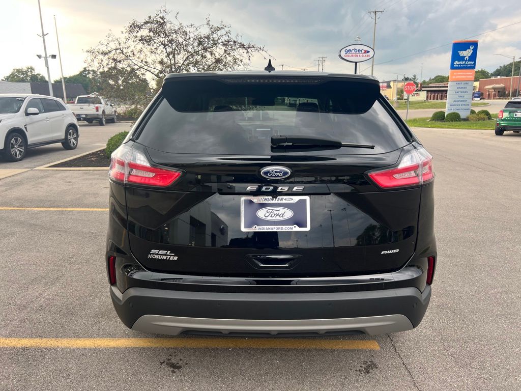 2024 Ford Edge SEL photo 38