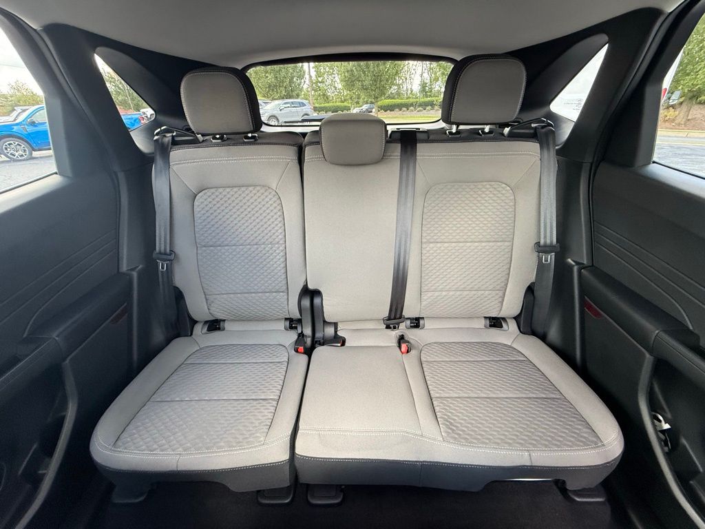 2022 Ford Escape SE photo 23