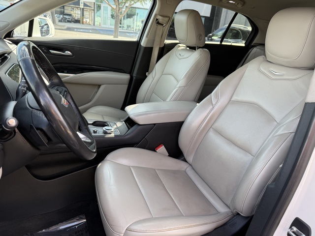 2019 Cadillac XT4 Premium Luxury photo 11