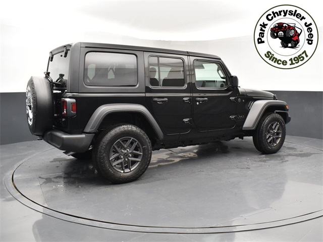 2025 Jeep Wrangler photo 6