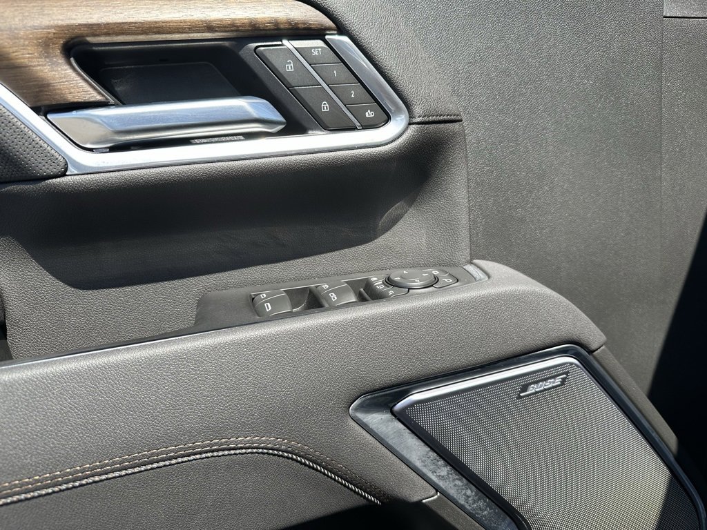 2025 Chevrolet Silverado 2500HD High Country photo 25