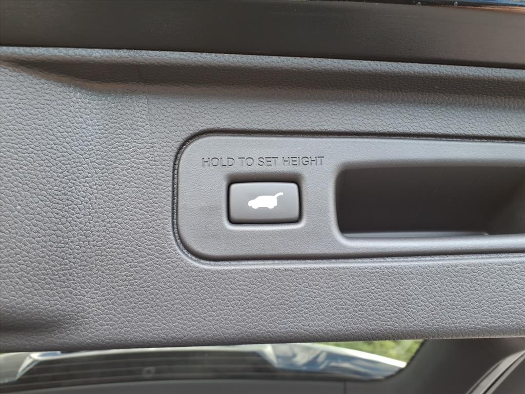 2025 Honda Pilot Touring photo 5