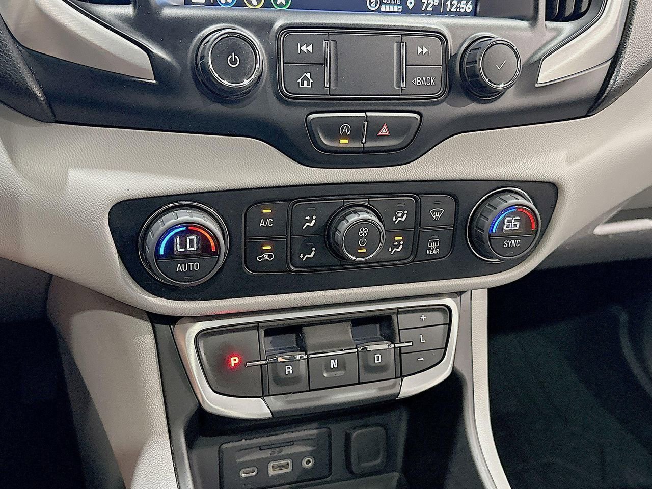 2022 Gmc Terrain SLT photo 14